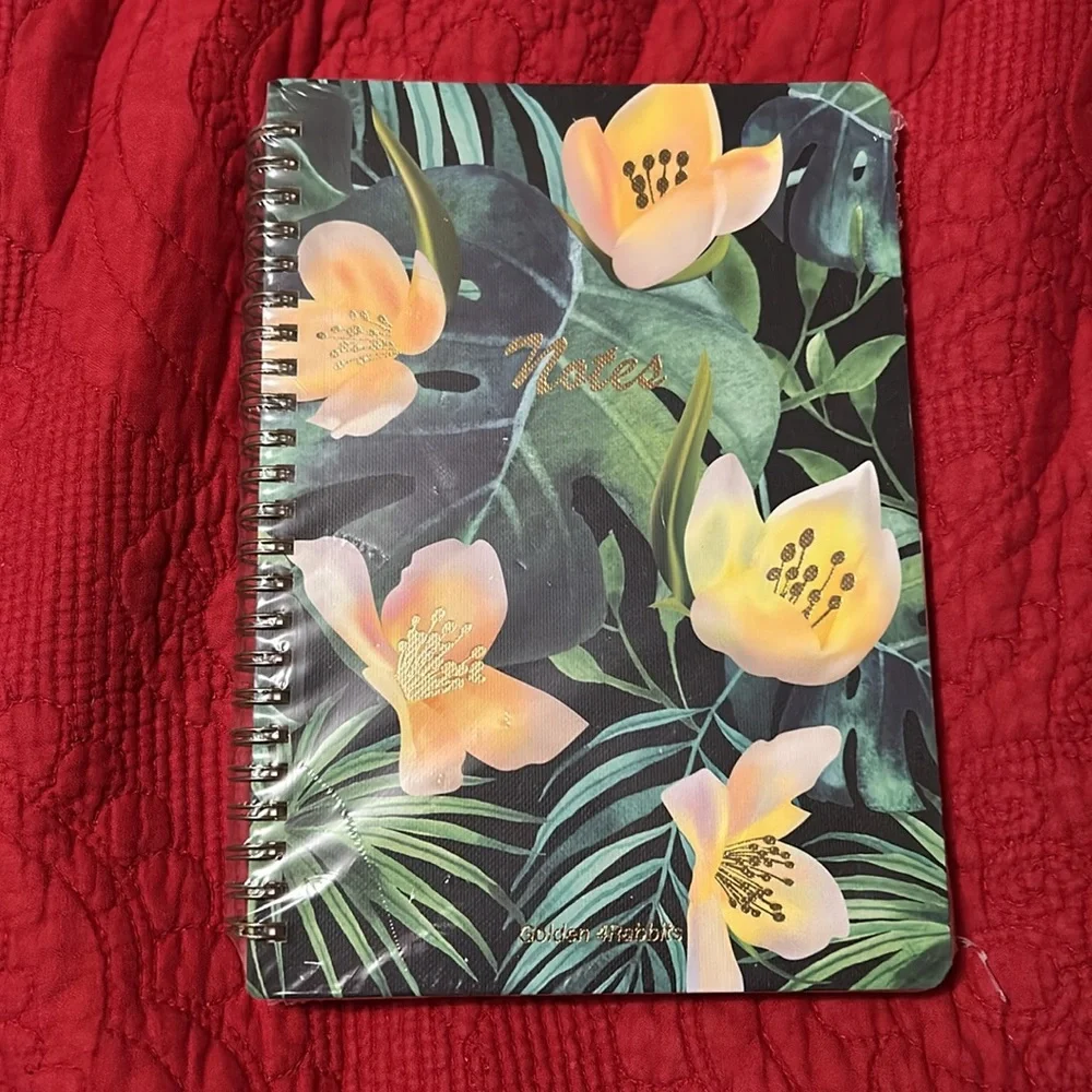 New in package notebook👑